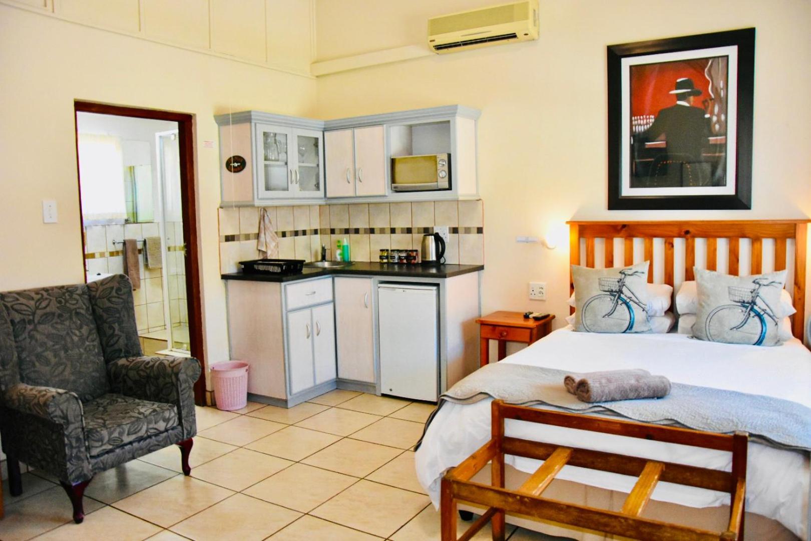 Donkin Country House Beaufort West Exterior photo